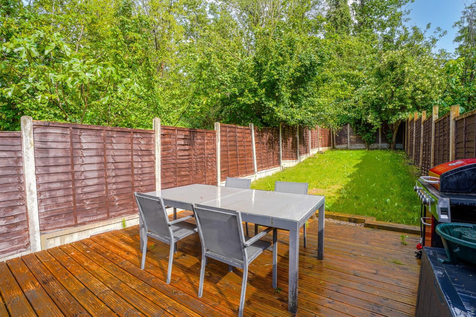 Property Image 88a41274-d8c9-4431-a411-a5841272032b