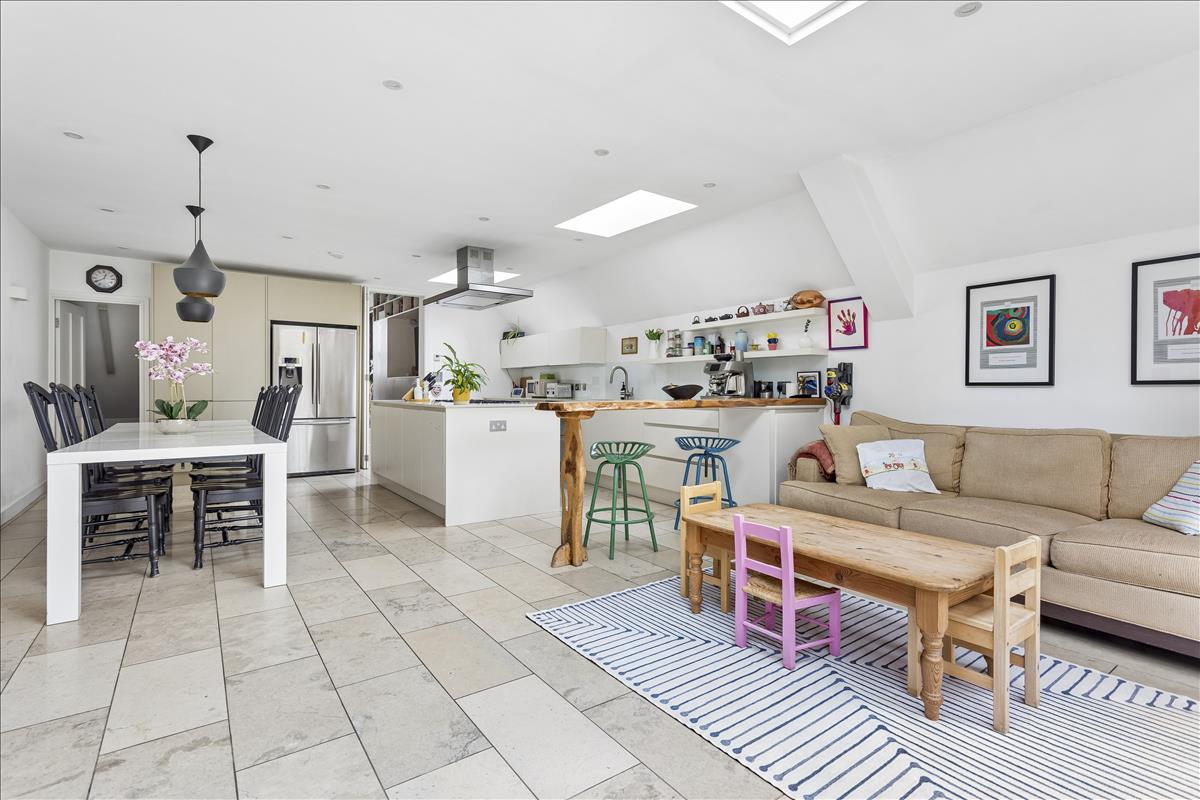 Property Image 88a66564-543d-456b-b8f8-1c56da385c60