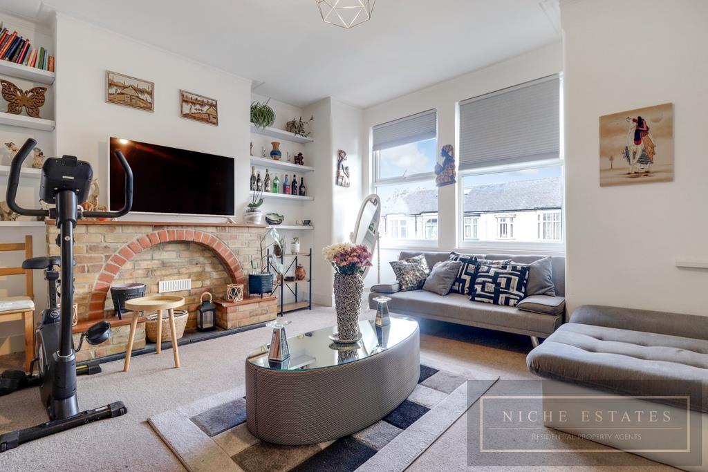 Property Image 88b32cc5-934a-4e6c-abee-b3e4e356ed4a