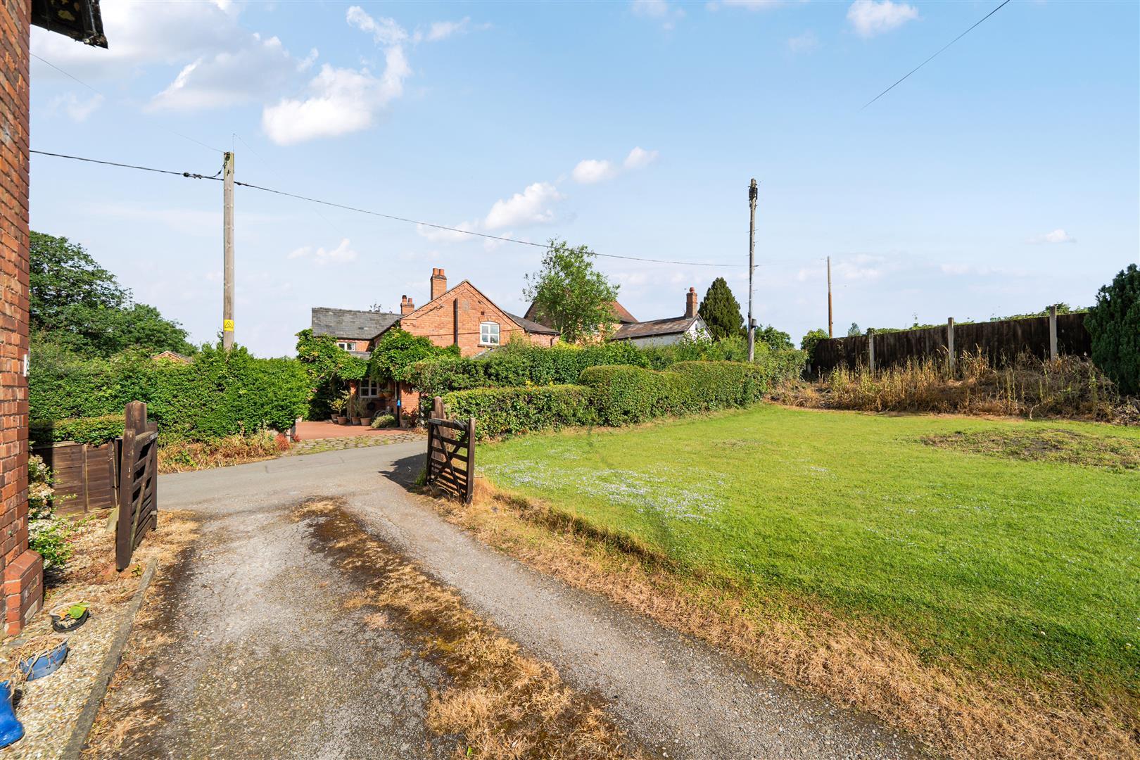 Property Image 88b3b73a-ee4d-4741-a00a-8a042047c27a