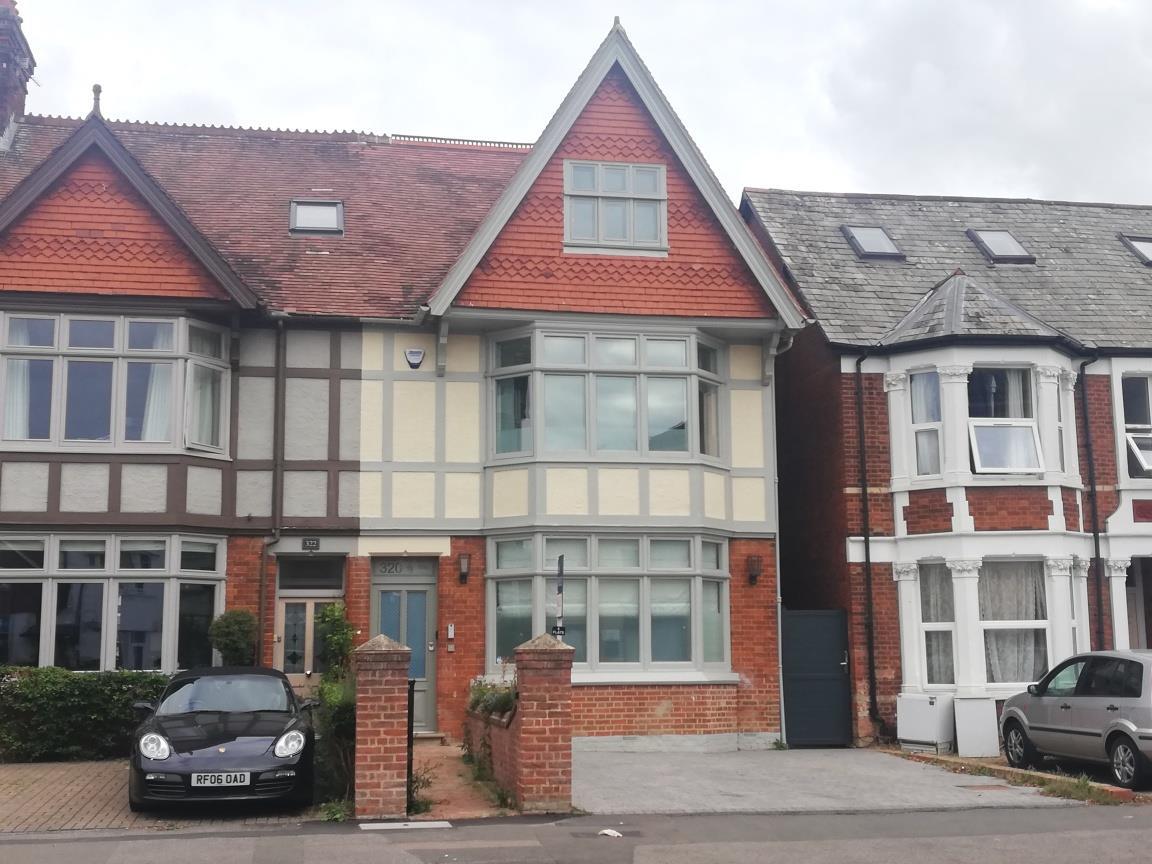 Property Image 88c6bdf9-e89b-412a-8aa1-084942f62282
