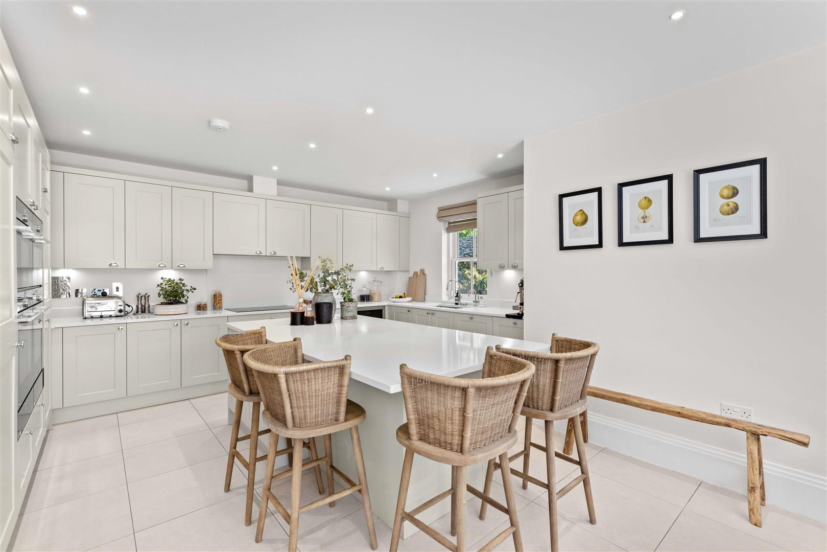 Property Image 88c76c67-a74e-4391-971a-694684a5c17c