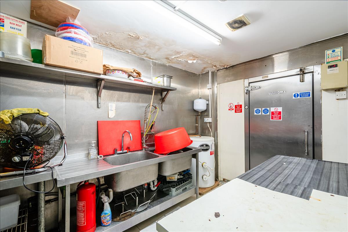 Property Image 88c8fc43-e6df-4484-94c8-7b54ca8577c1