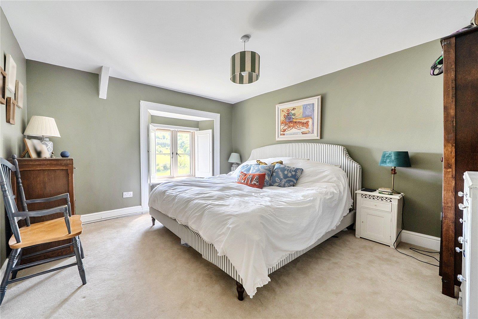 Property Image 88cc422b-2050-49dc-9af4-9cd9d5e64b36