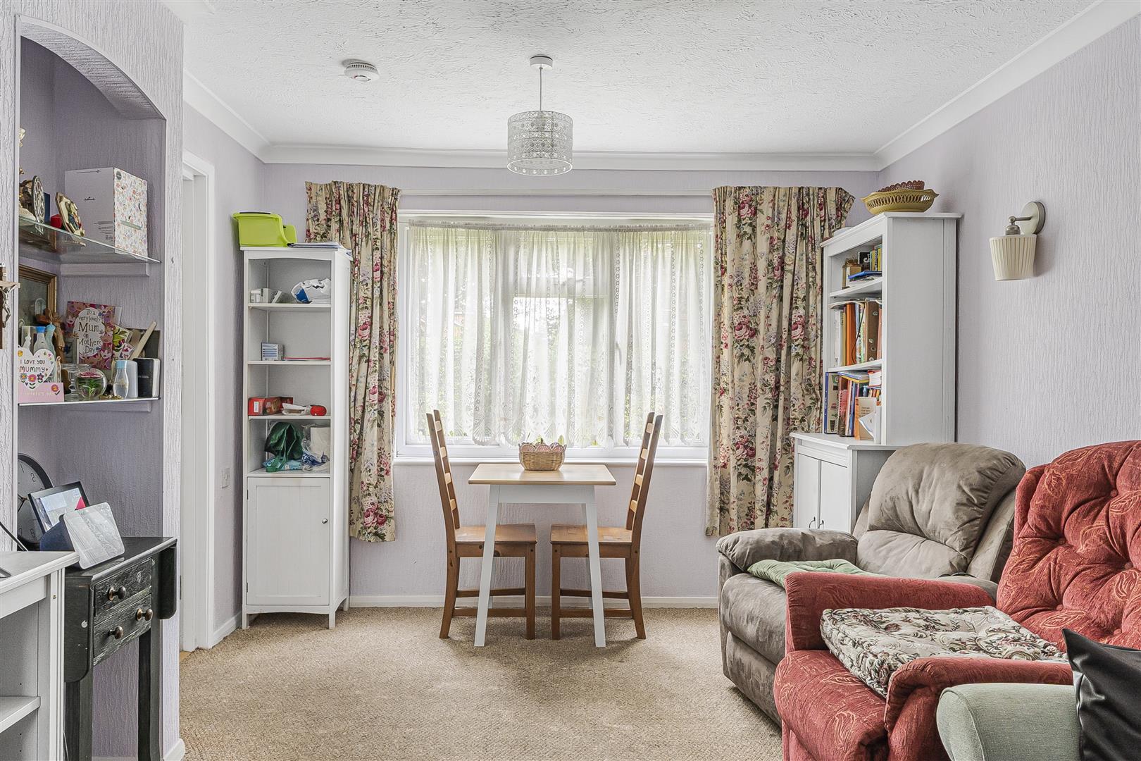 Property Image 88d46df9-f6cb-4879-ac91-86a54cfa4967