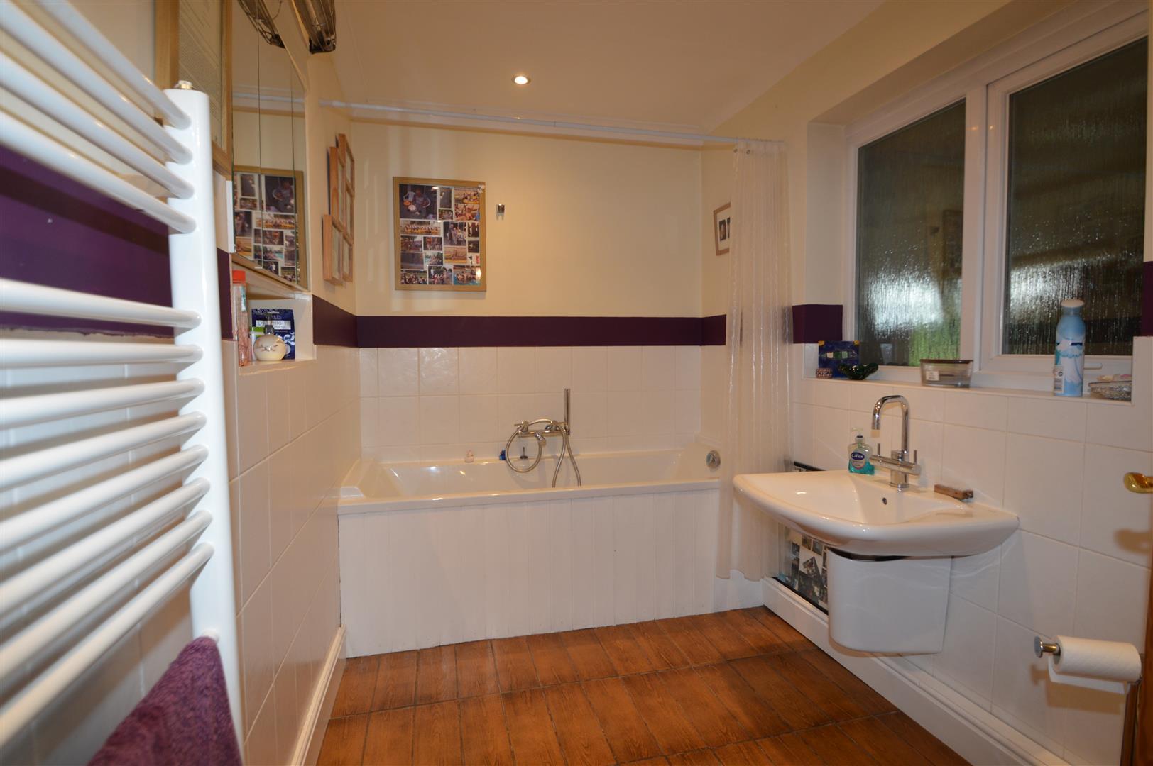 Property Image 88d8bec3-d596-4dc6-a8d7-9e5faef2b07e