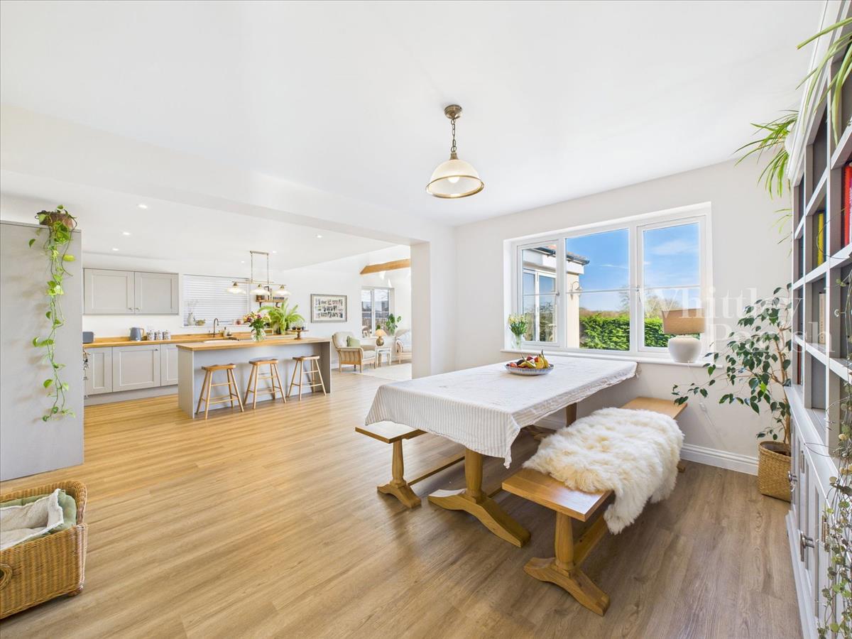 Property Image 88e713d5-63ea-44fd-bdf7-92401b8a88e0