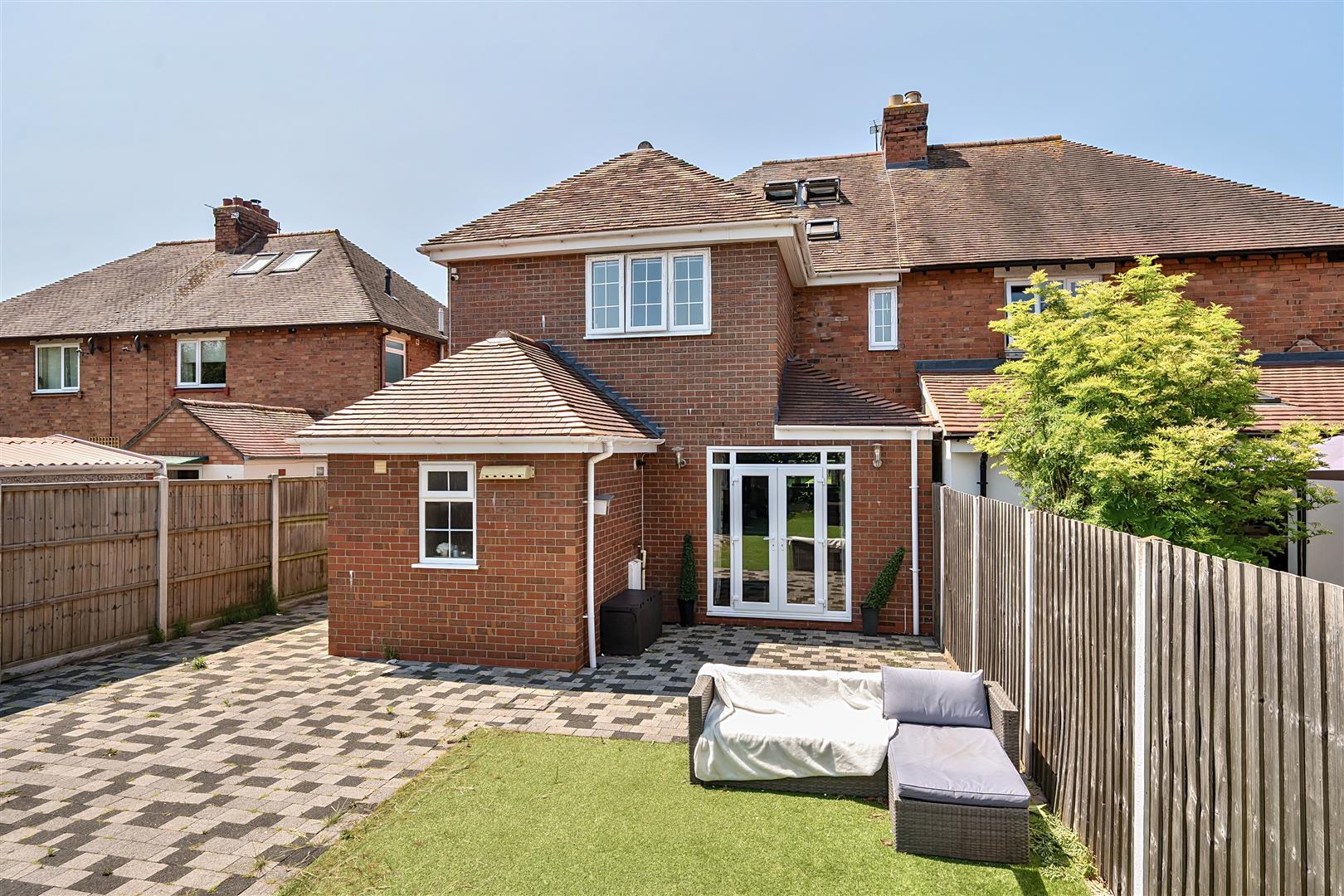 Property Image 88ef15ee-a814-49e7-b817-6b8f62c6d673