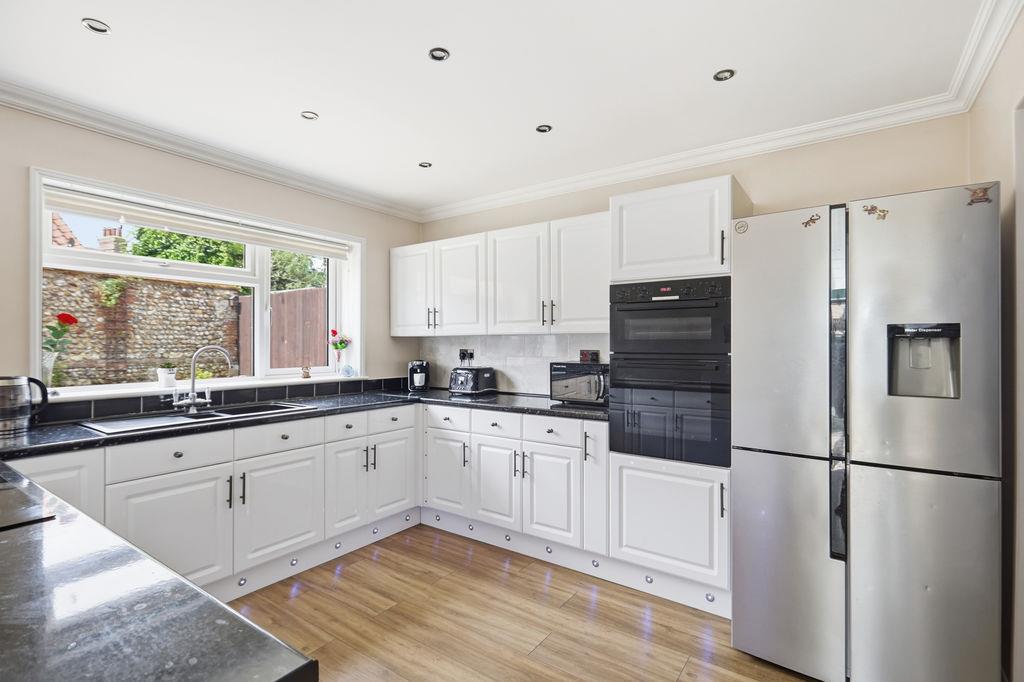 Property Image 88f47074-f813-4cd8-8377-8e9a11d8329b
