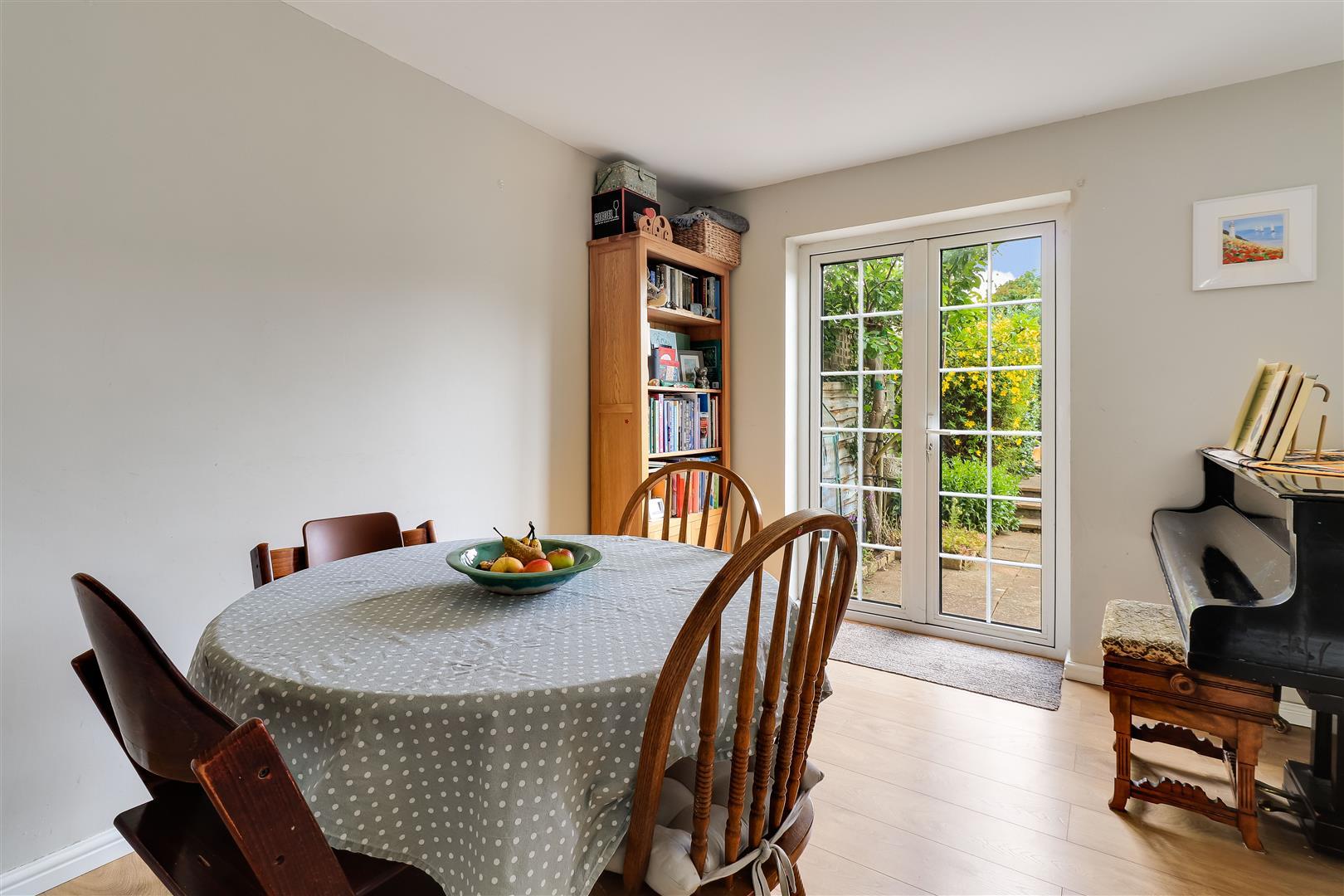 Property Image 88f574fe-7058-4543-9042-58b4808a2f4c
