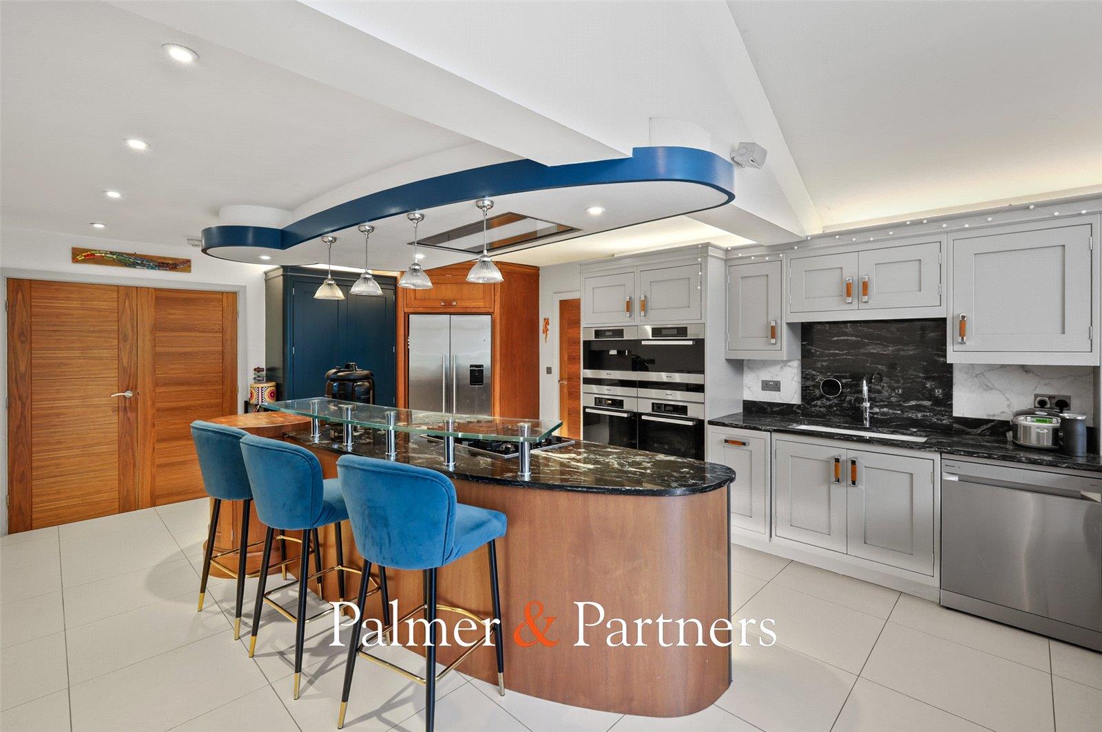 Property Image 8918ecde-de74-45d7-b16b-702a23f9c445