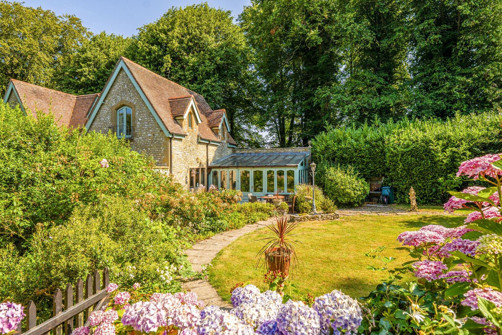 Property Image 8919ef5e-d538-490a-a61b-6ff2f54255b7