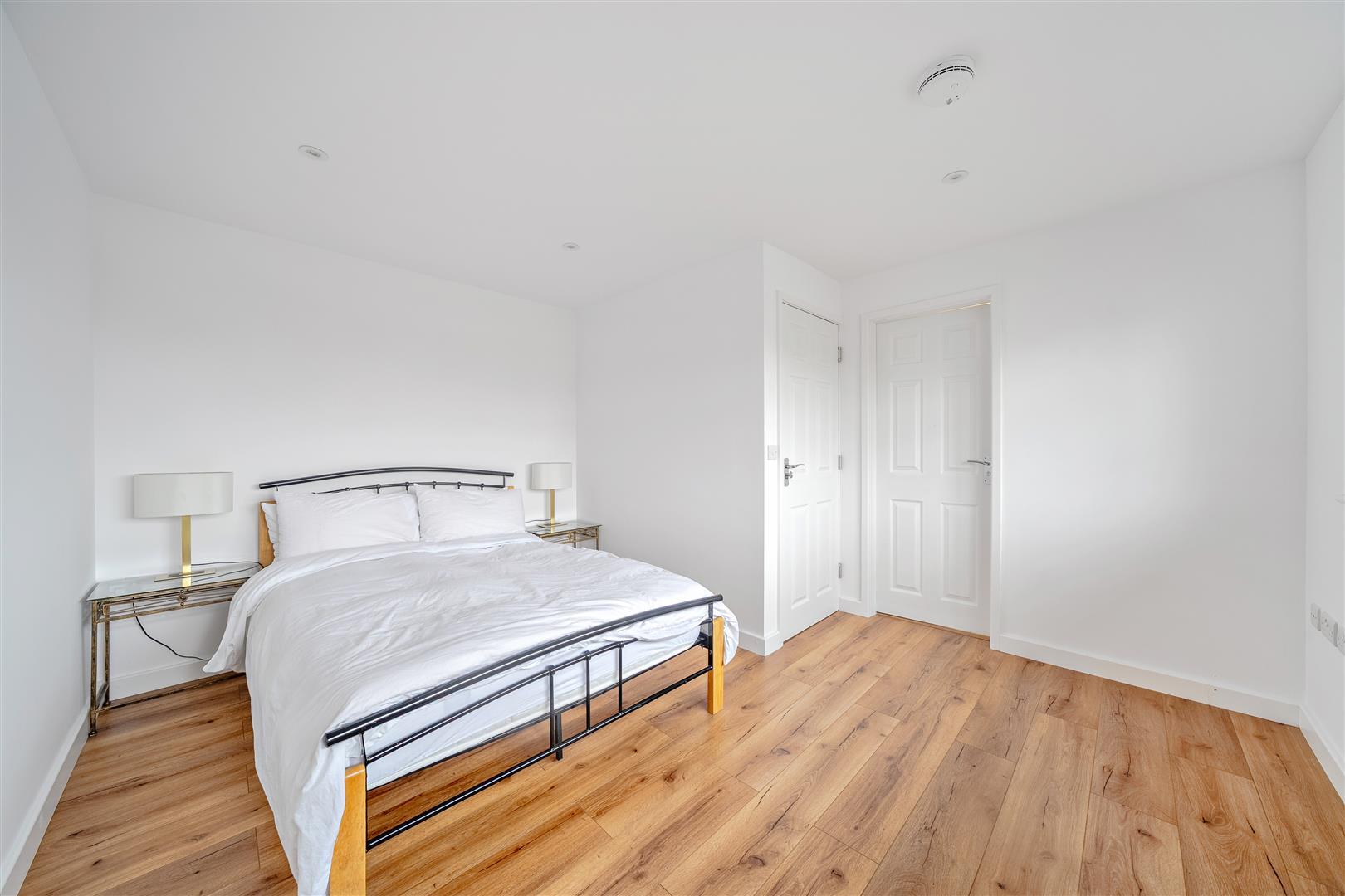 Property Image 891f2c69-9b86-42b0-9572-06e13d5c03b8