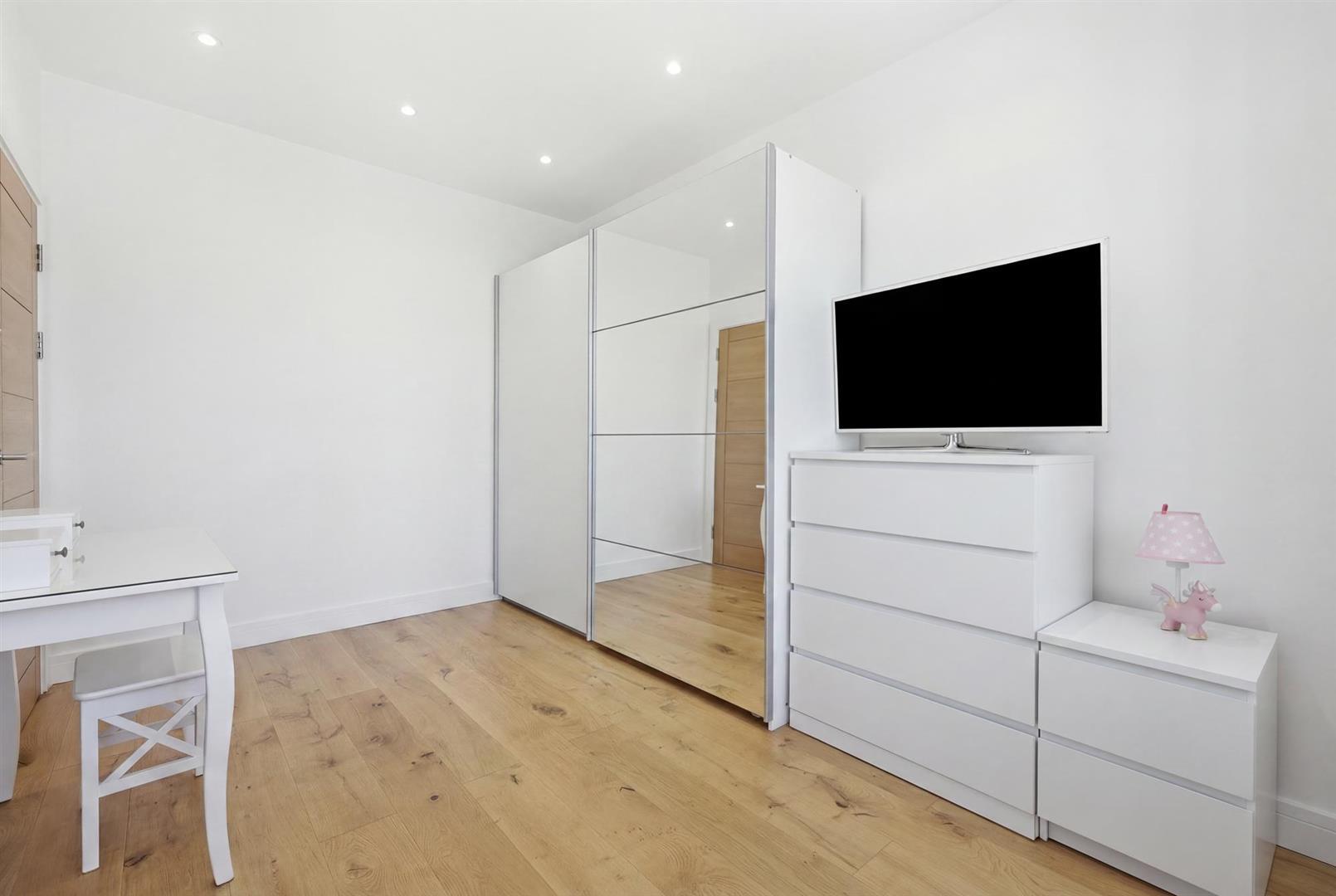 Property Image 8929f177-cb0f-4d5f-b860-e80281756b78