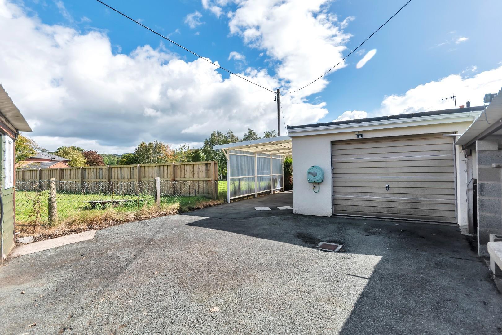 Property Image 892d1943-6020-4f0a-8f20-4d596c732091