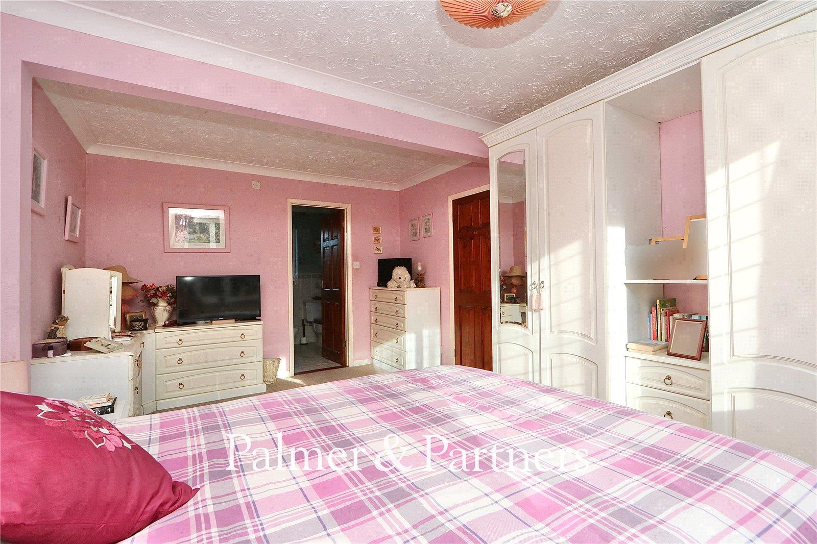 Property Image 892e2317-a9e0-498a-8a7b-b2100d54db93