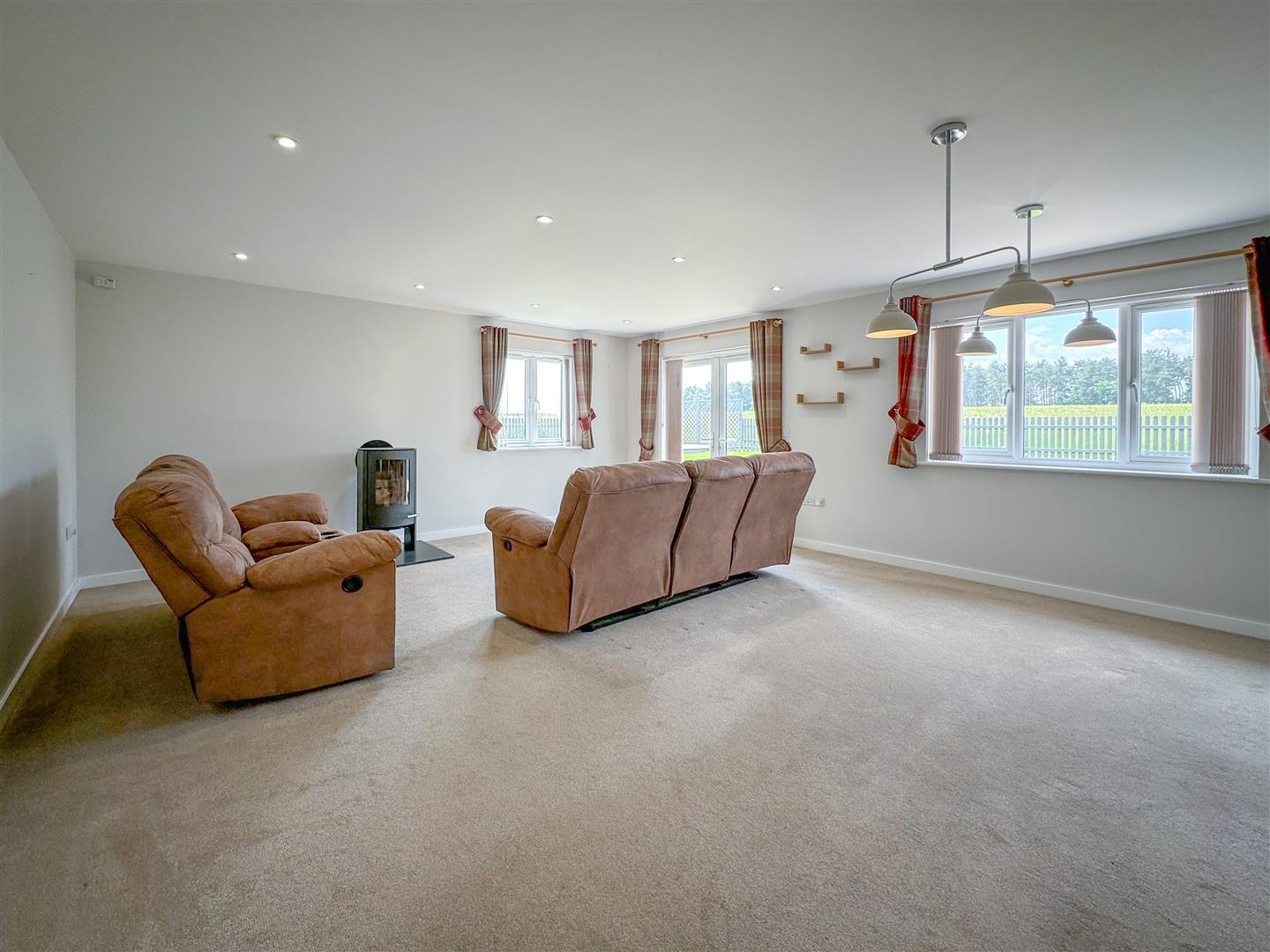 Property Image 89354617-9e36-446f-9f6e-373888d08ef1