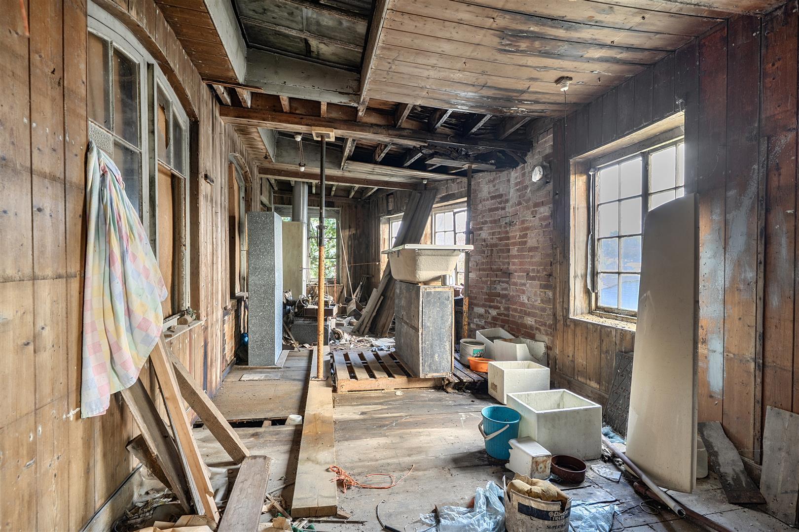 Property Image 894f8158-44e7-49fe-a3a4-fdbfd8a3d900