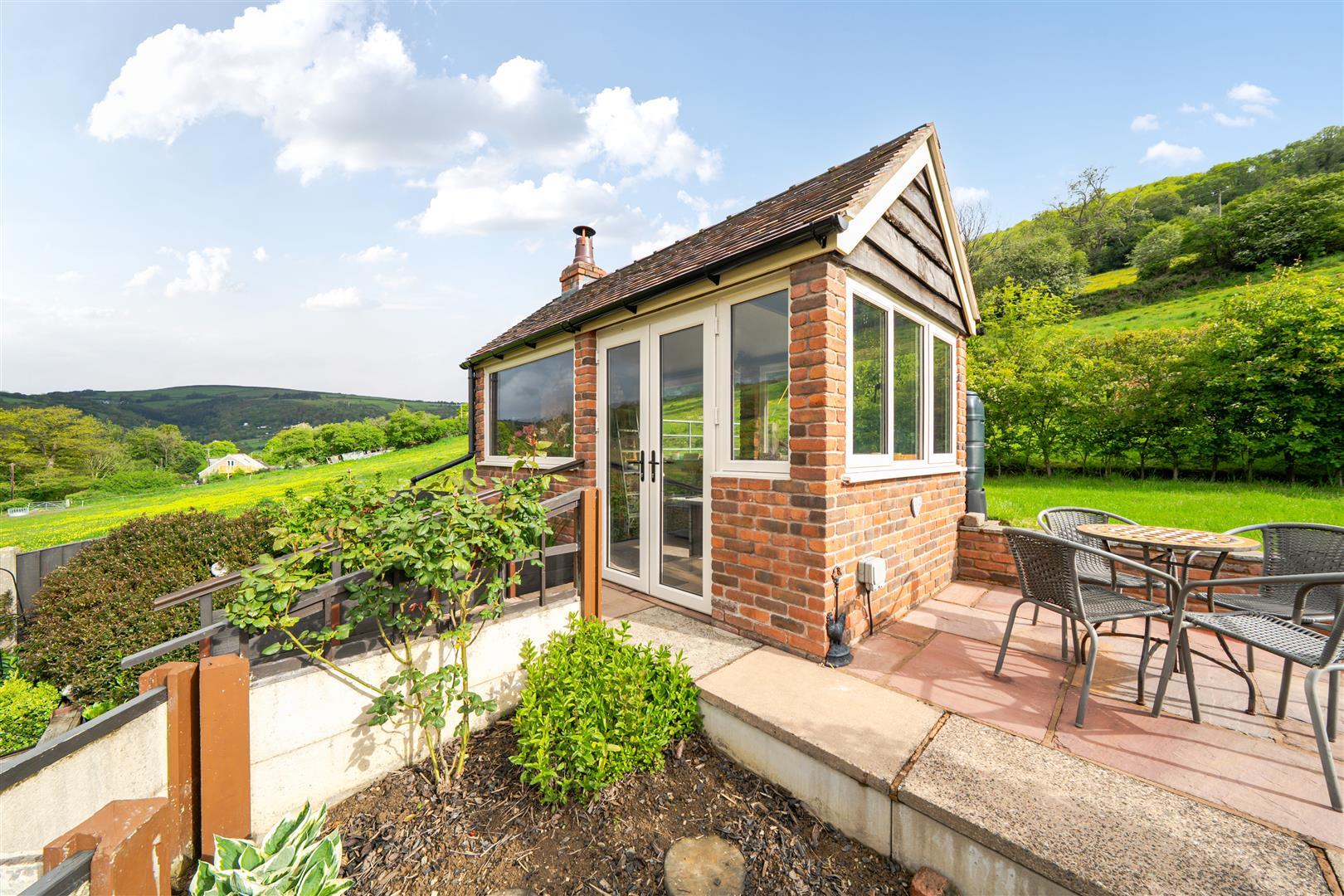 Property Image 8951bce3-b46d-4ce6-9293-943c4af2b427