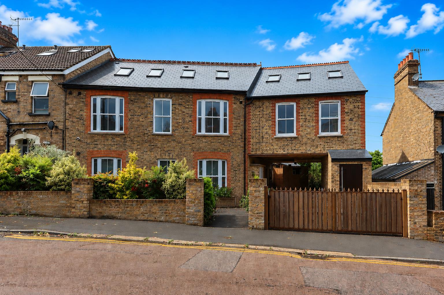Property Image 895a3cfe-fad6-4703-87e8-43b1f57e6ab9