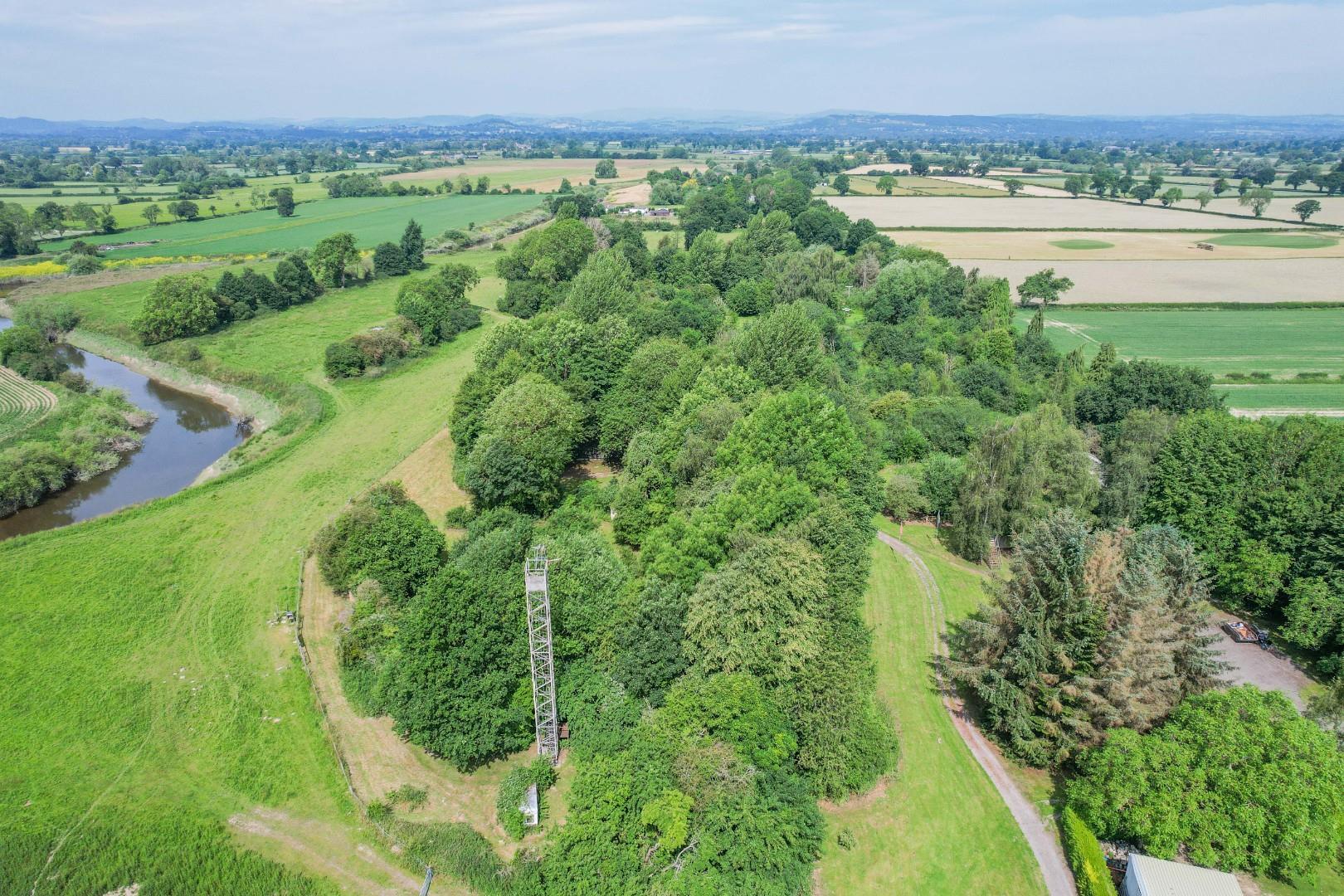 Property Image 895c4efb-02a4-46aa-91a6-020113f83d45