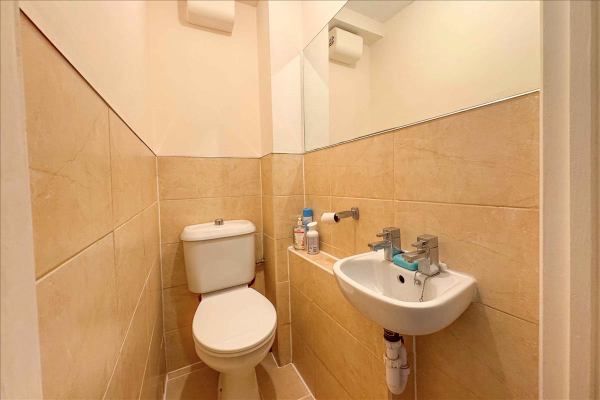 Property Image 89636d90-c5b6-4d1c-a0c1-11a612c0ce3f