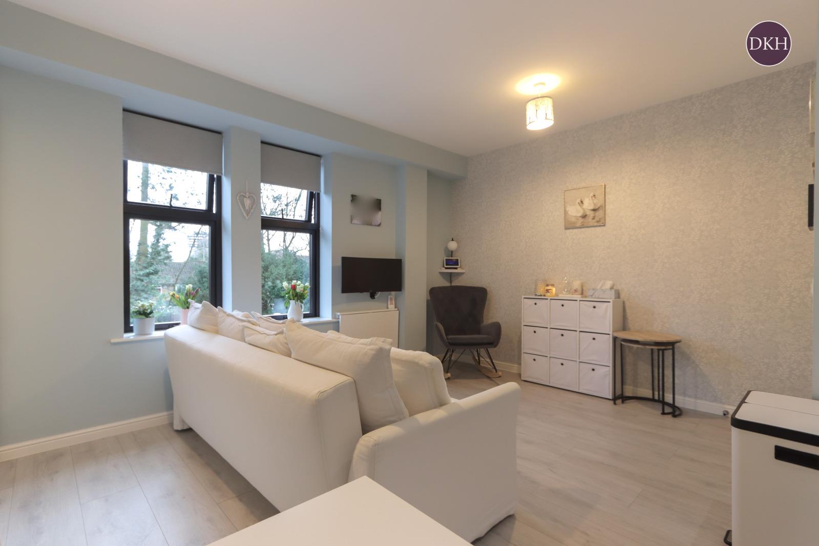 Property Image 89801372-0292-4cfe-9a6c-d38b330745f1