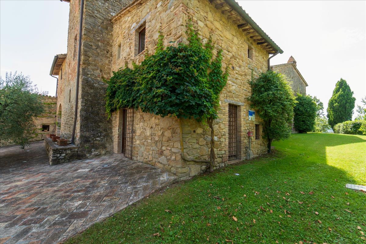 Property Image 898341d9-9732-45e8-82c6-e7b0b9cf261a