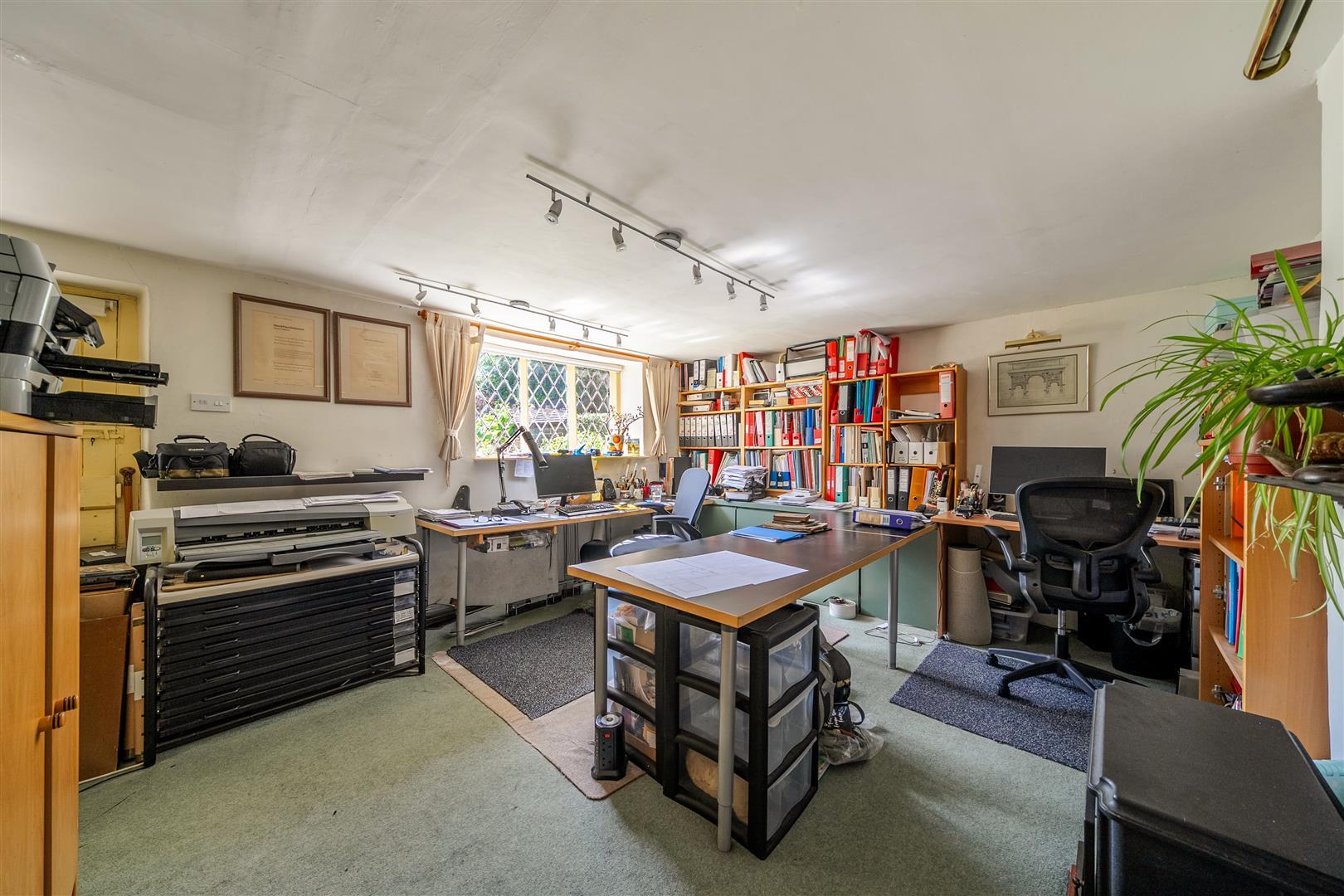 Property Image 898b6e79-e432-4fa2-98ac-bfd0859a5b8d