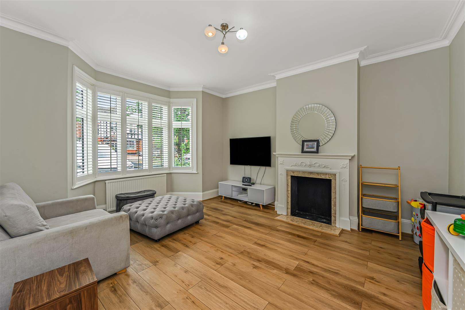 Property Image 8990e332-bedb-4652-8f49-0bf3dfa3e035