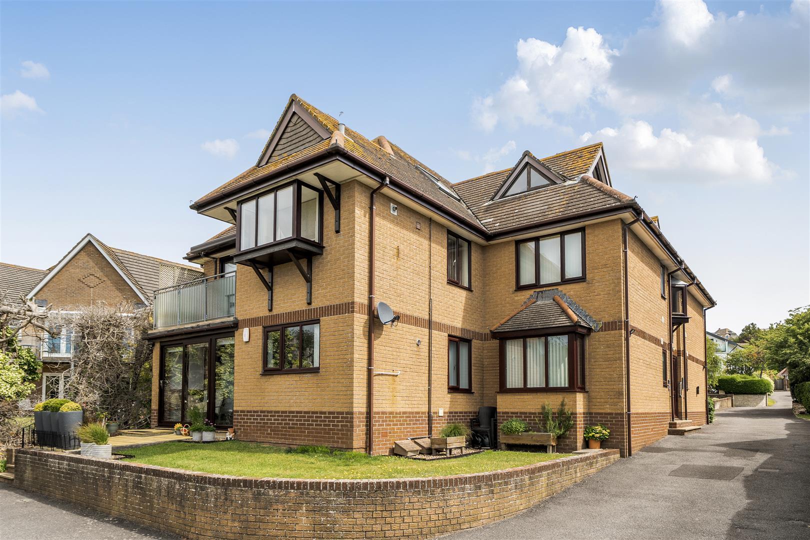 Property Image 89916507-1424-4fab-9bc0-84340c55e02b
