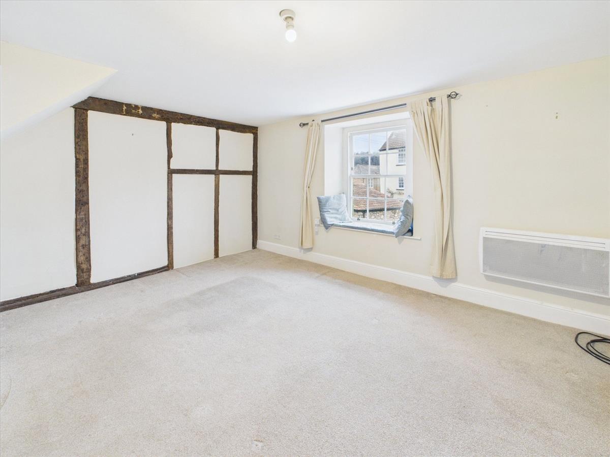 Property Image 8998d04e-c0c6-454a-9c29-22c8f556cf59