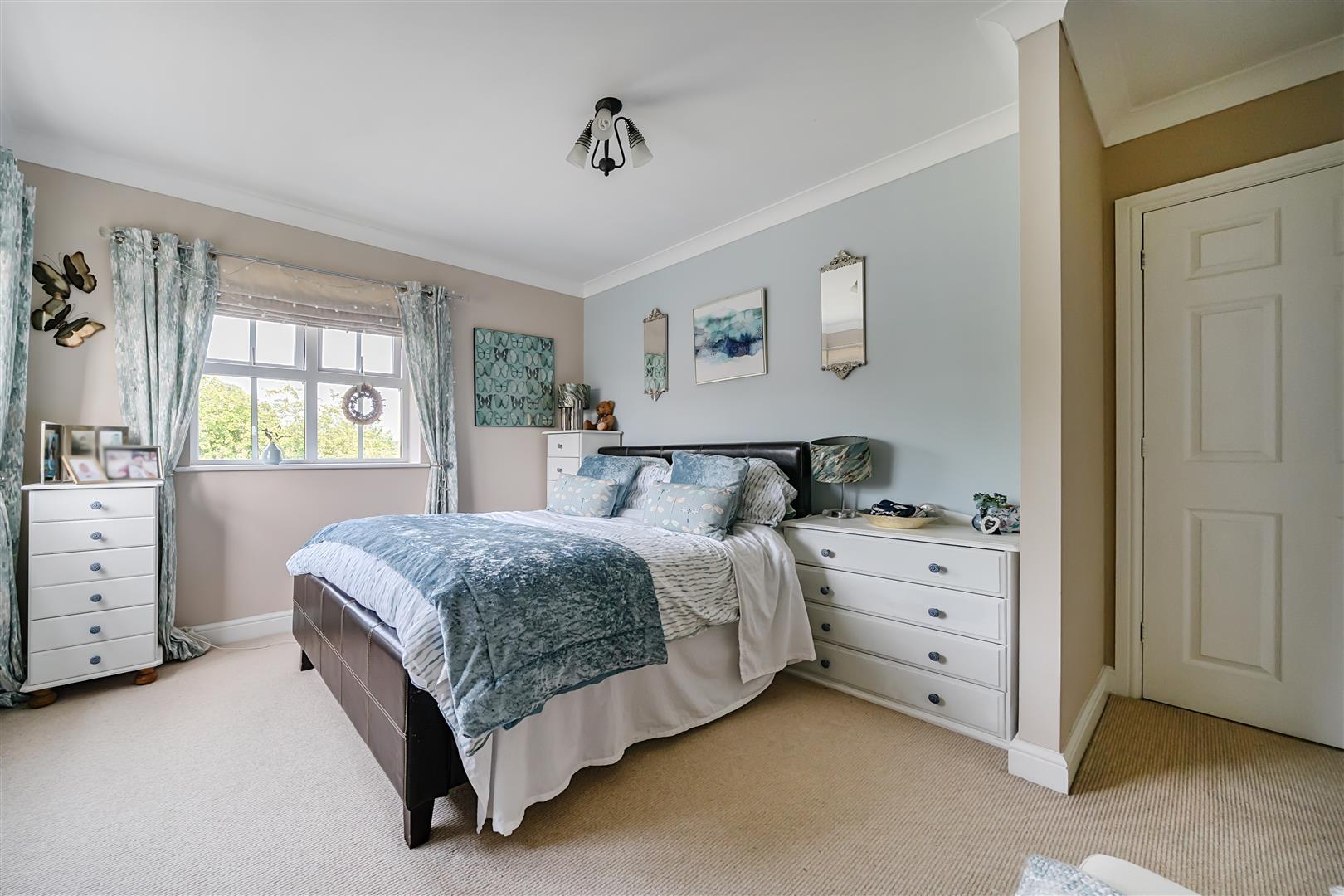 Property Image 899fe8f2-95da-4ebe-bdde-d628bf9811d0