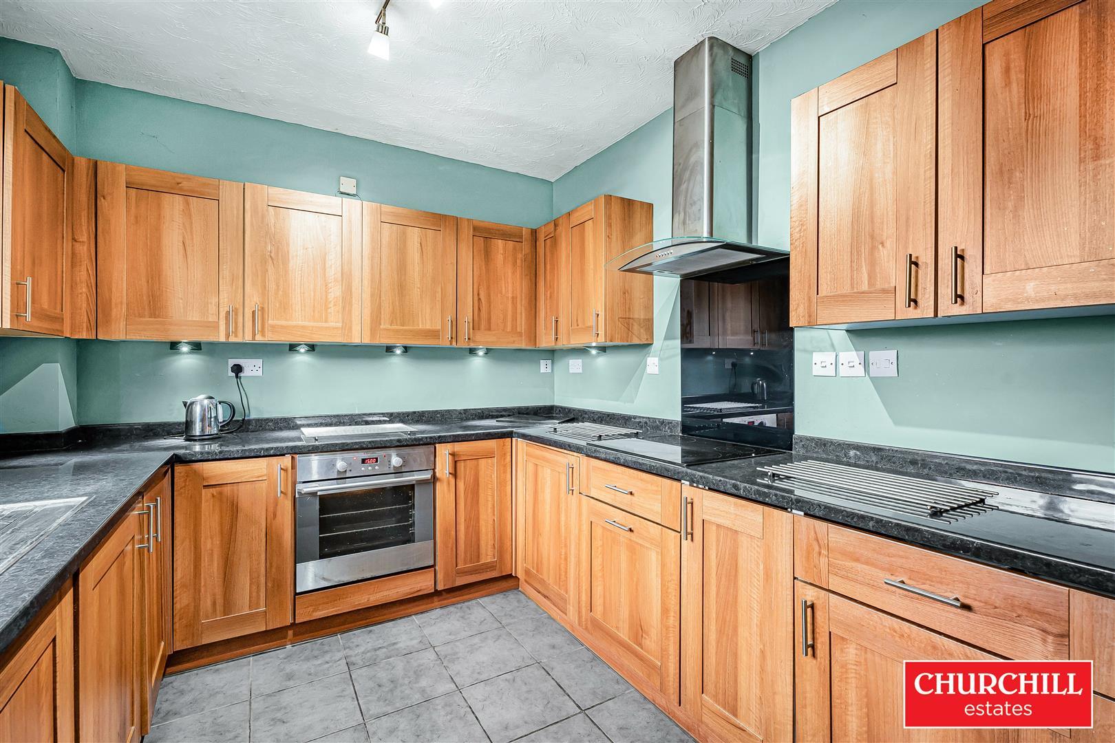 Property Image 89c96292-6e1b-4512-b554-5b4fc9bb2eed