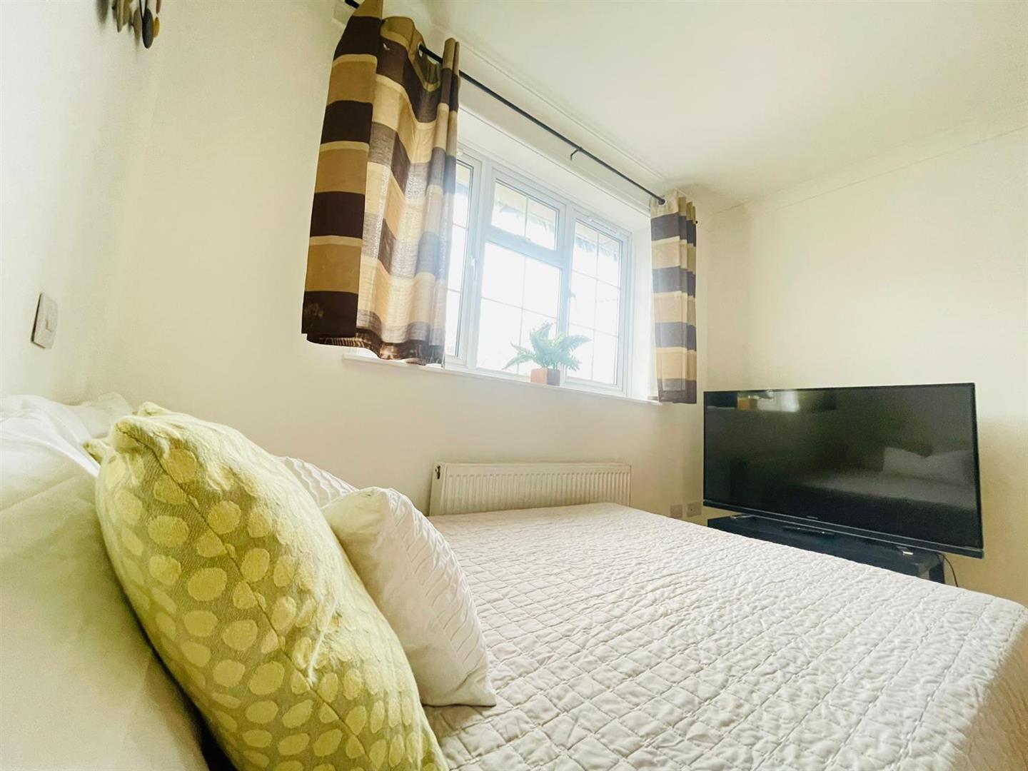 Property Image 89ce0f0a-edb5-45b2-8fc1-74be62981471