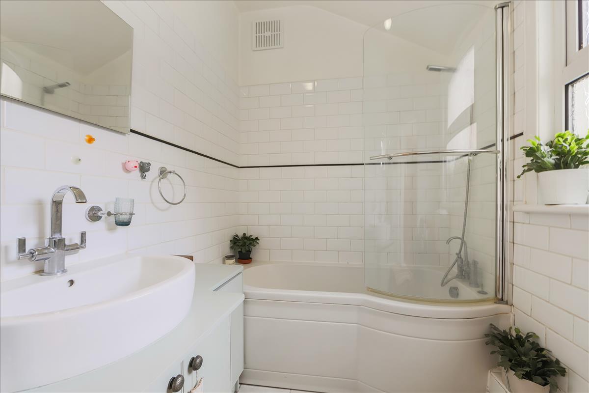 Property Image 89cf5619-275d-400d-9920-eeb0513a8af4