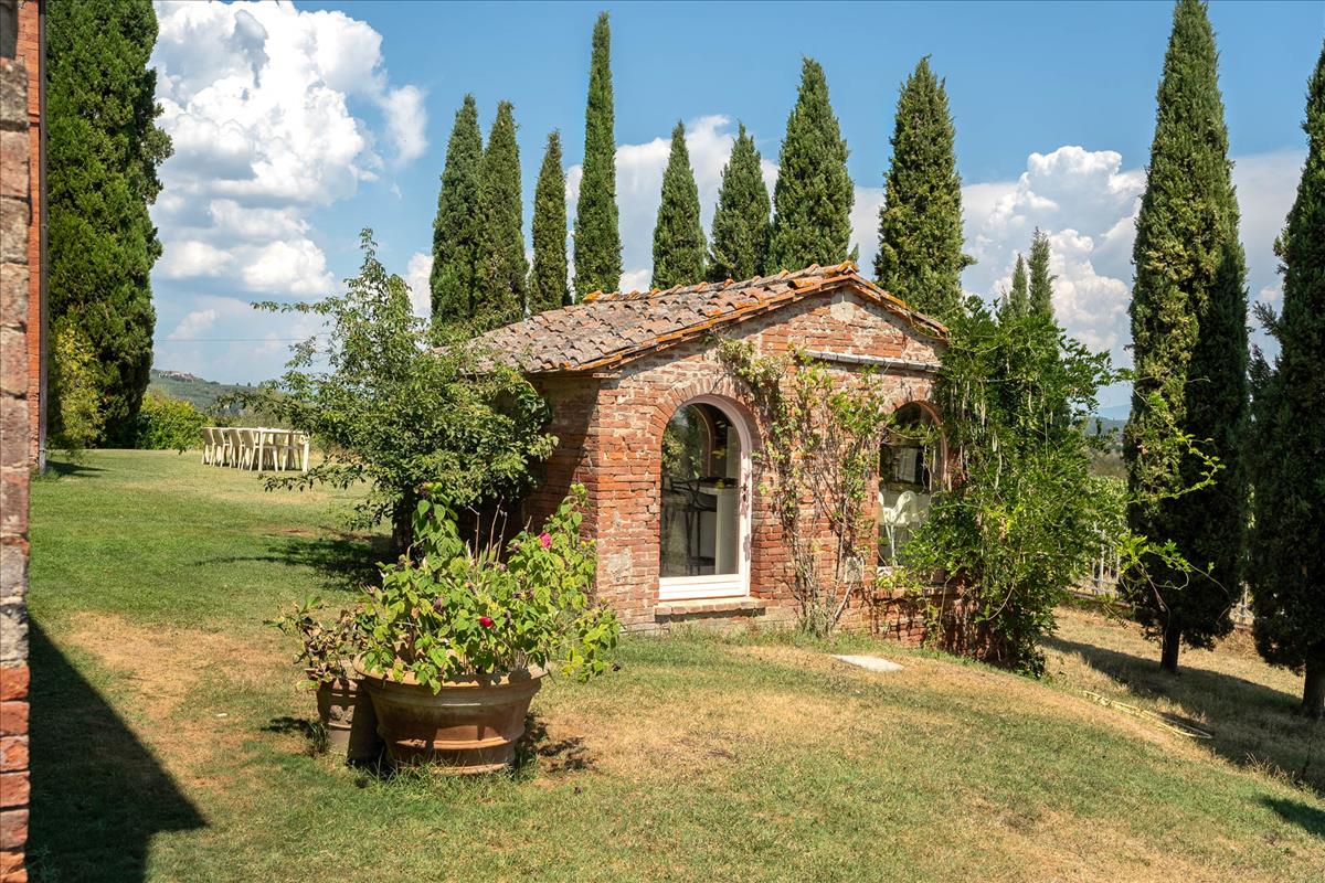 Property Image 89f1070a-25d1-486e-876b-76fee24e2e57