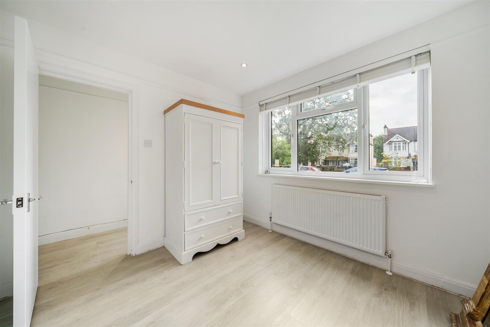 Property Image 89f15936-8632-44c9-b6f2-81adde53bcf6
