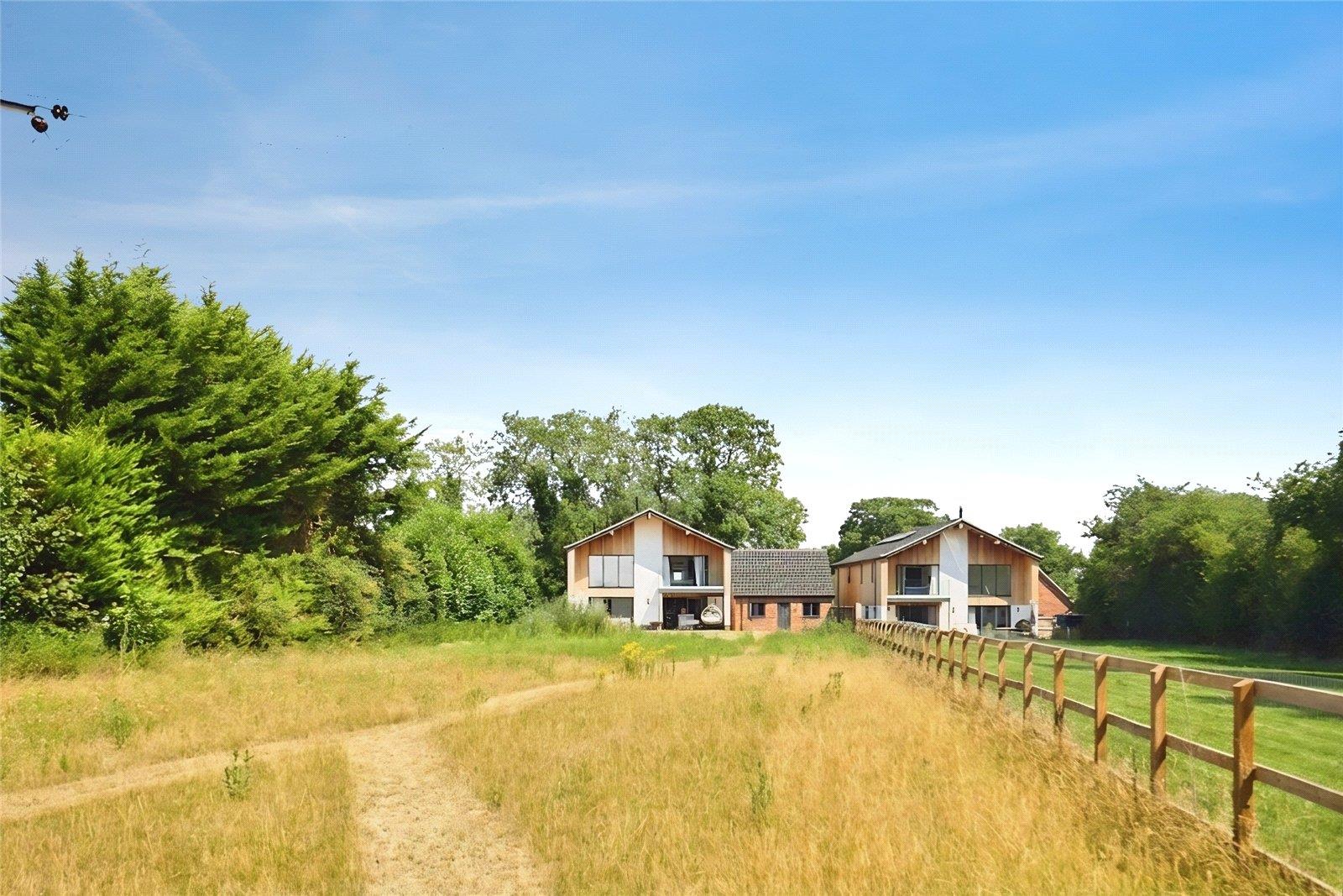 Property Image 89fa6868-fc7f-4fb8-a832-d5a4c64aefbb
