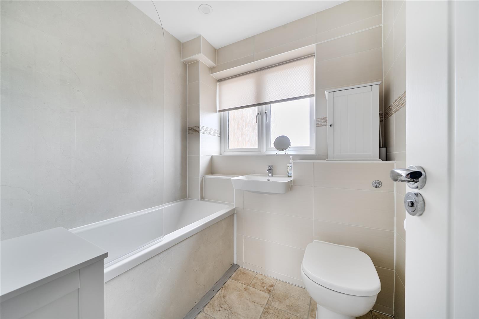 Property Image 8a0f603d-ce1c-4ca1-ace4-0dc3a328c66c