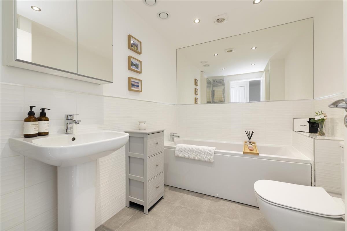 Property Image 8a109675-6f44-4e38-881b-6ab84abd4258