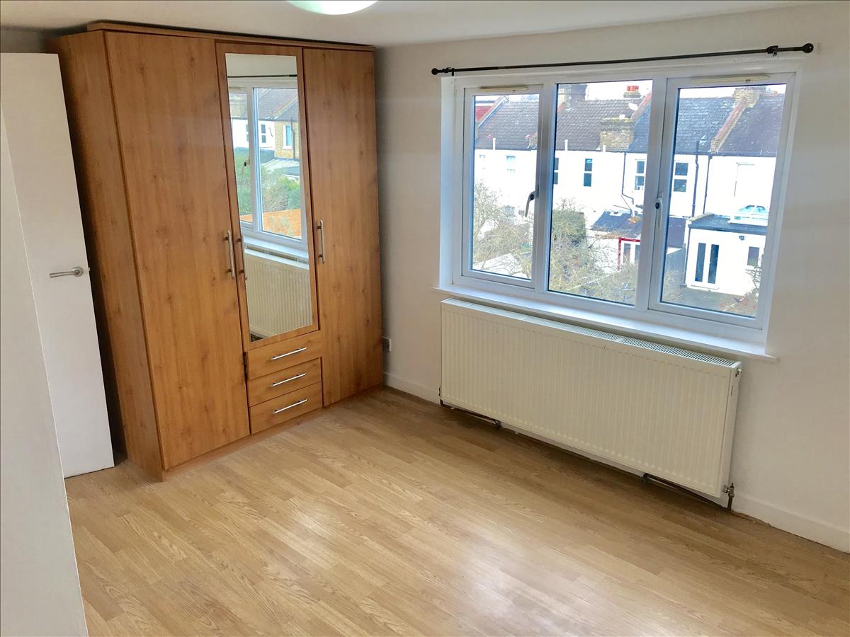 Property Image 8a1cc9fb-8507-4cbf-b821-3fbb35da47f4