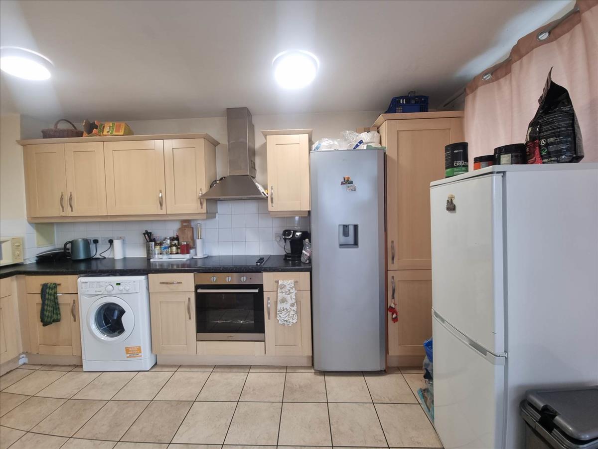 Property Image 8a255827-f09a-44ec-bd7e-5bbc860a54c8