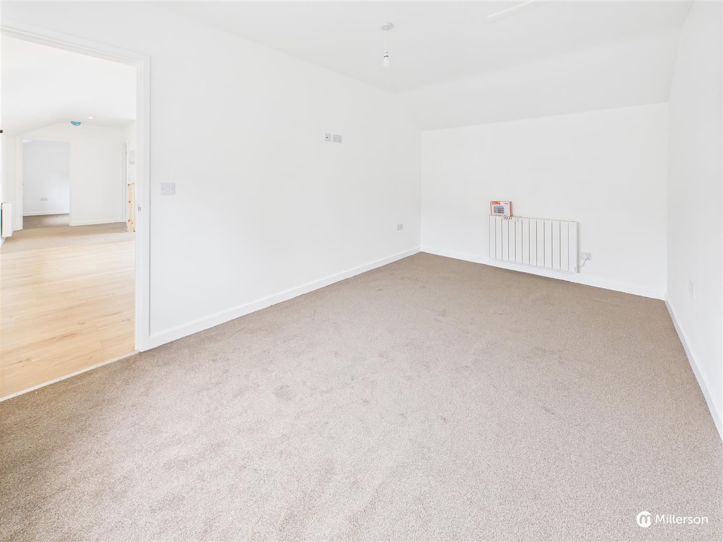 Property Image 8a2bd0ec-7b96-4348-8c25-97a2c1468c0c