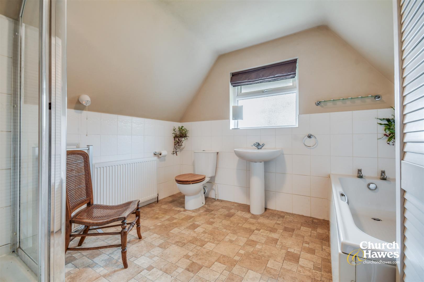 Property Image 8a2c3f56-58ba-49f8-83b8-fb403a913817