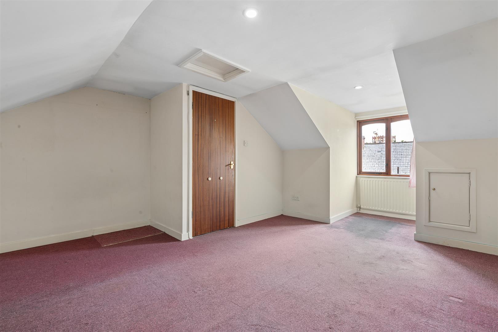 Property Image 8a327f25-1e98-46e0-86e7-1c454ddde428