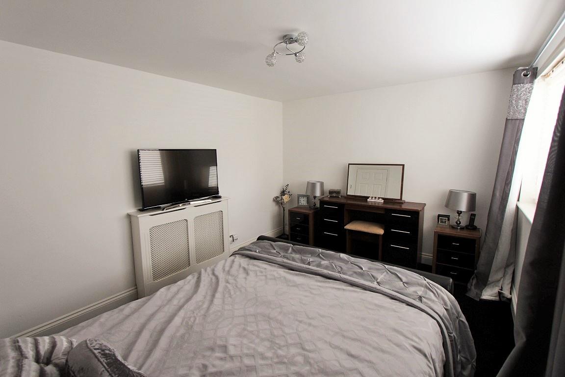 Property Image 8a41c729-bb79-4a66-a839-e855a1ec945c