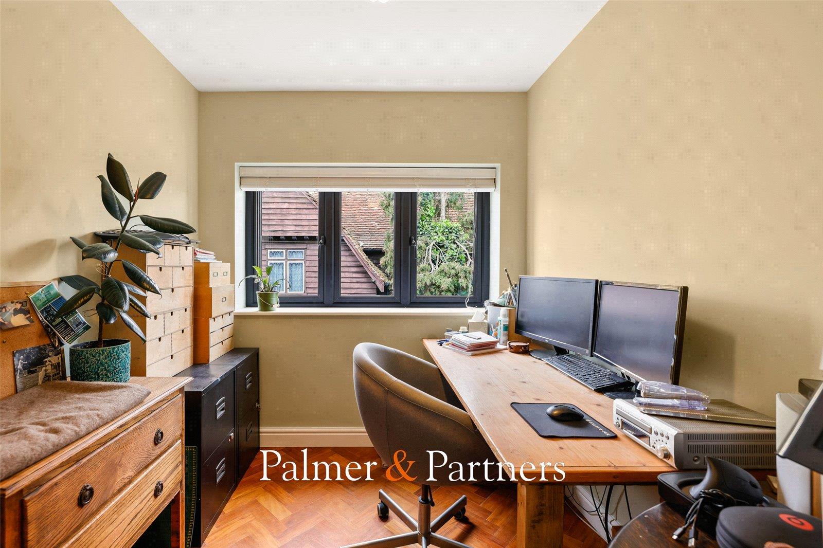 Property Image 8a4c387c-e90a-491f-acd9-5a2f24d8958c