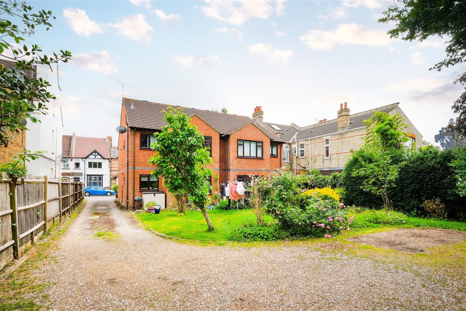 Property Image 8a5f2c93-f6d8-41f8-8d17-511663ef30c4