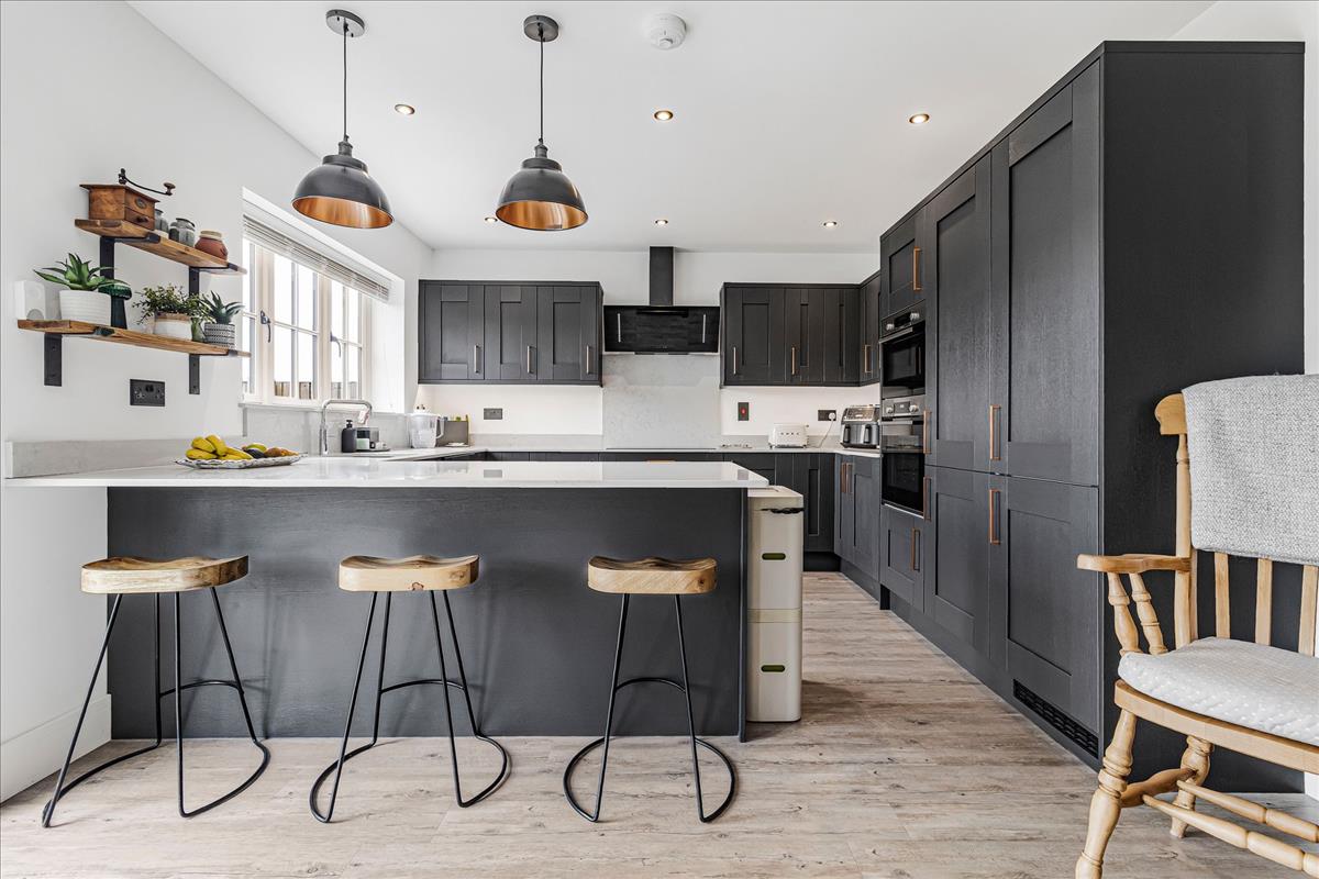 Property Image 8a63167b-1e90-46c8-8c42-22c4a979fb04